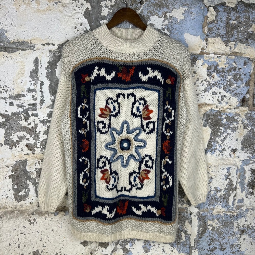 Vintage 90's Cabin Creek Chunky Knit Sweater Cream Tapestry Floral